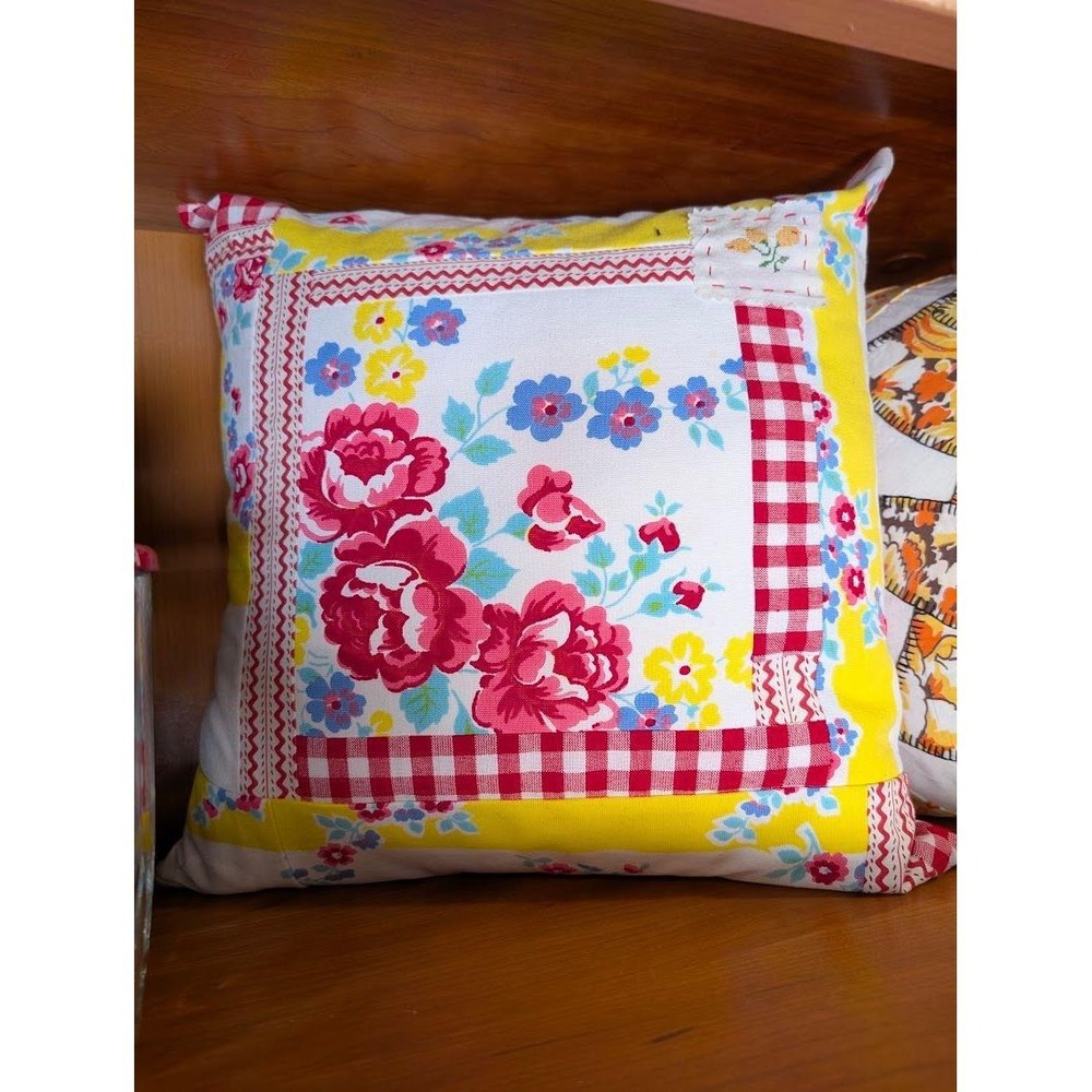 Debbe's Kitschy 1950's Style VINTAGE Tablecloth Upcycled Pillow!